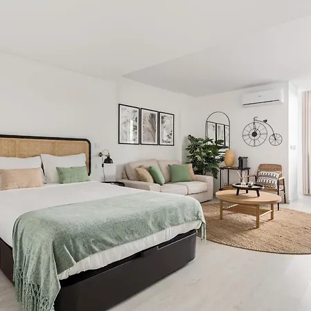 Joivy Boho Studio Near The Beach Apartment
